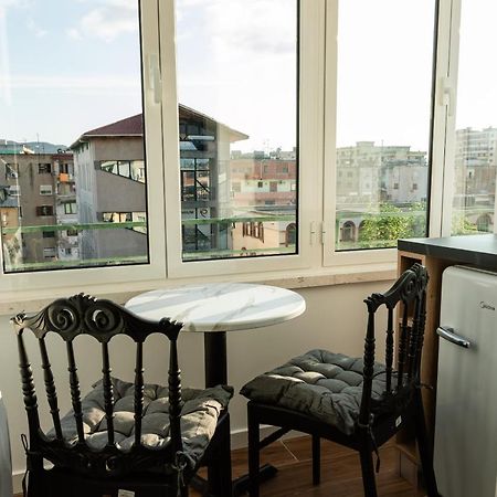 Prime Location Studio In Тирана Екстериор снимка